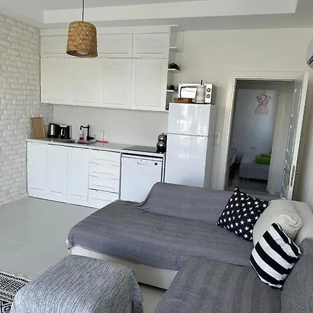 Appartamento Bahceli, Keyifli, Huzurlu Hem De Sehirmerkezinde… Aksu (Antalya)